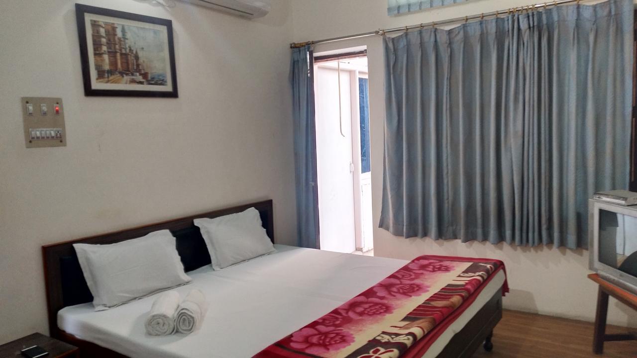 Ishan Paying Guest House Varanasi Eksteriør bilde