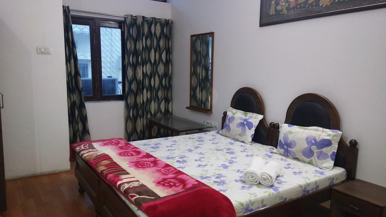 Ishan Paying Guest House Varanasi Eksteriør bilde