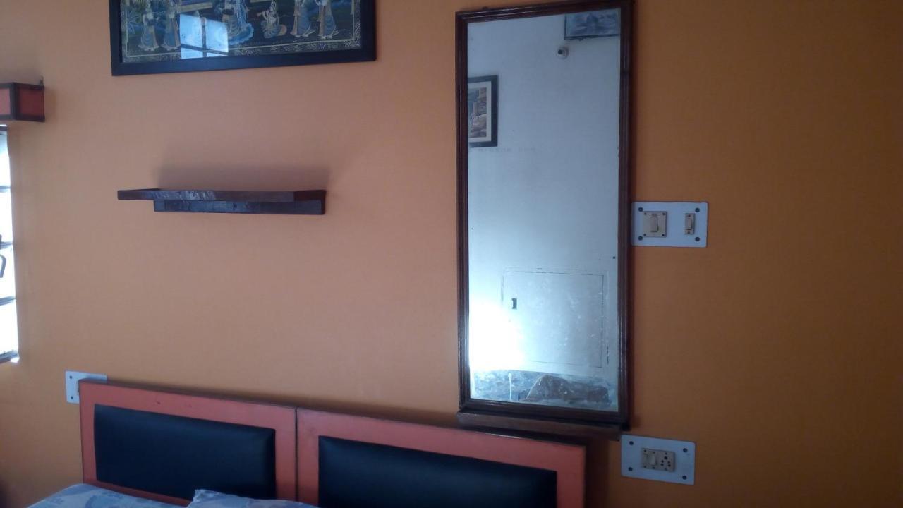 Ishan Paying Guest House Varanasi Eksteriør bilde